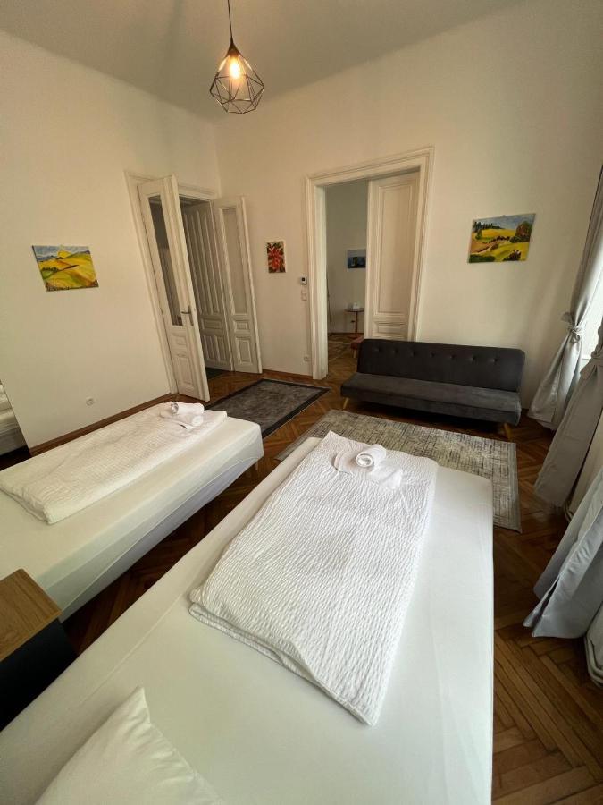 Centrally-Located Authentic Apartment Wien Ngoại thất bức ảnh