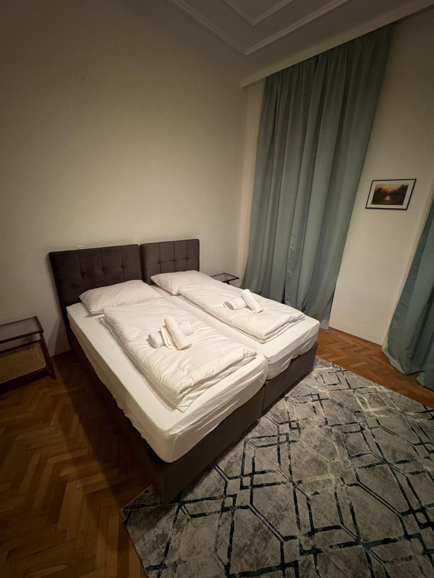 Centrally-Located Authentic Apartment Wien Ngoại thất bức ảnh